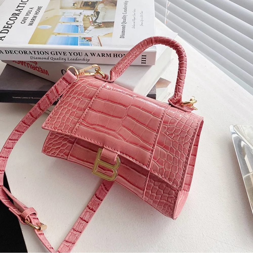 Light pink crossbody/handbag